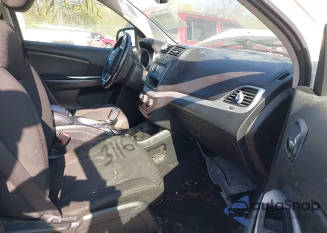 2016 Dodge Journey Se z USA, uszkodzony, nr VIN 3C4PDCAB3GT245151